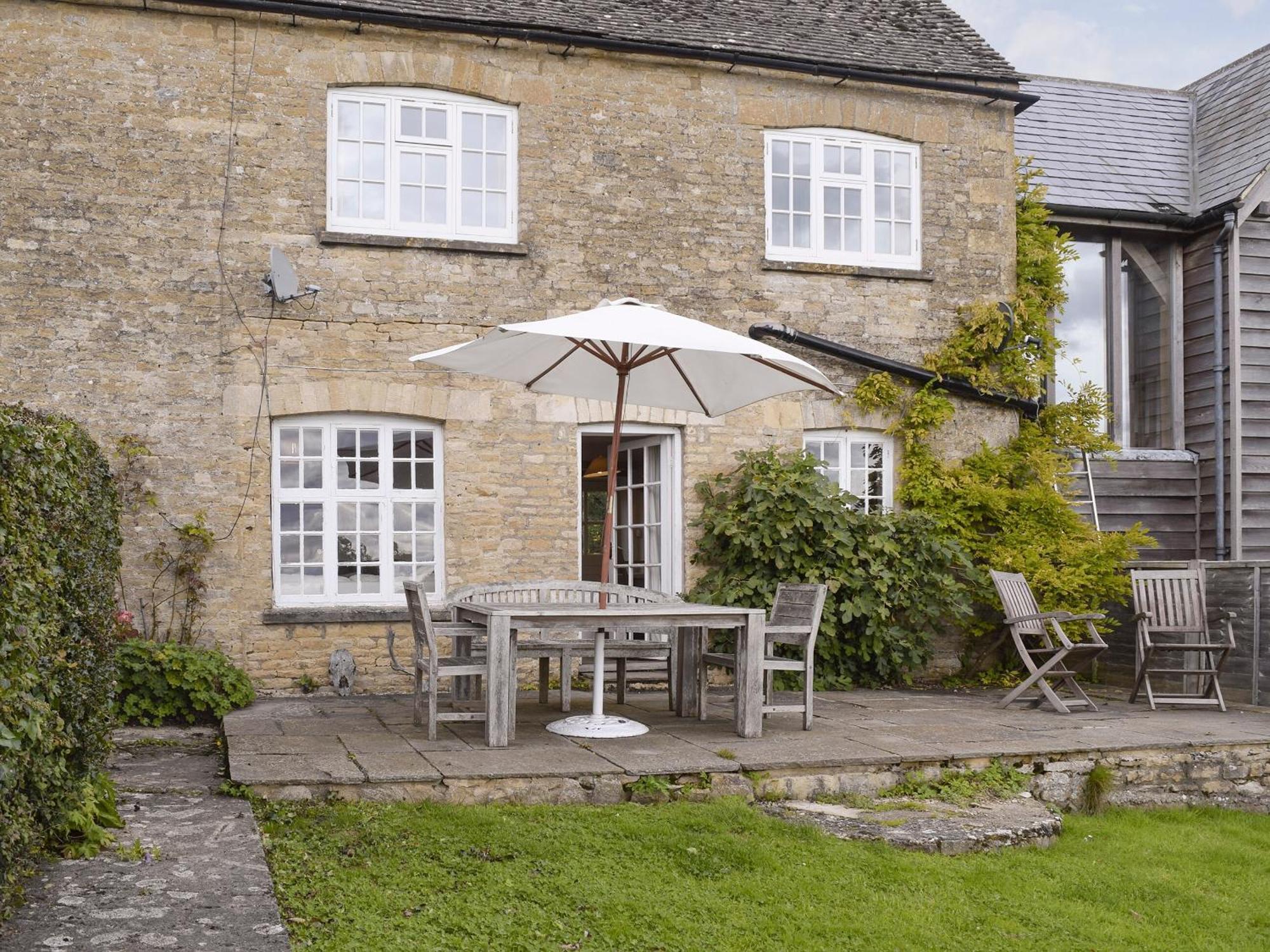 South View Cottage Chadlington Bagian luar foto